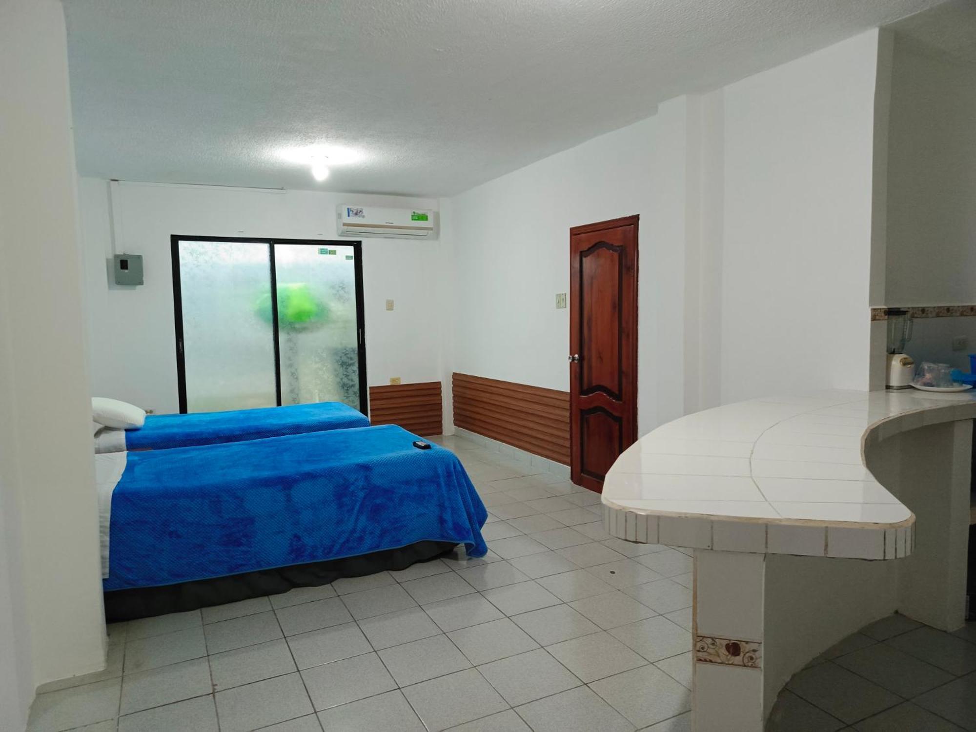 Teresita'S House Suites Con Cocina Privada Puerto Baquerizo Moreno Eksteriør billede