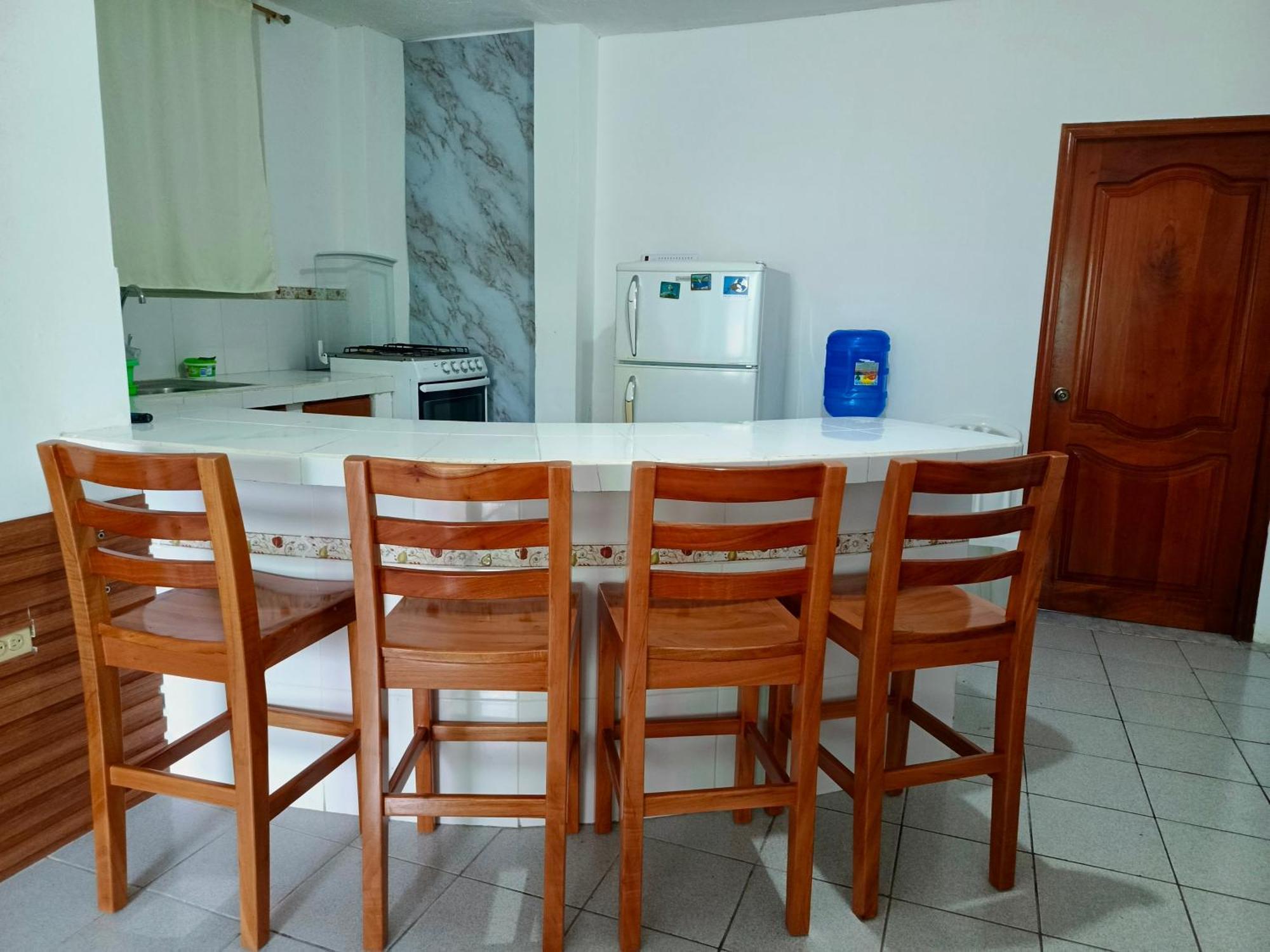 Teresita'S House Suites Con Cocina Privada Puerto Baquerizo Moreno Eksteriør billede